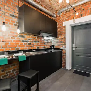 Level -1 Loft Center By Renters Apartament Poznań