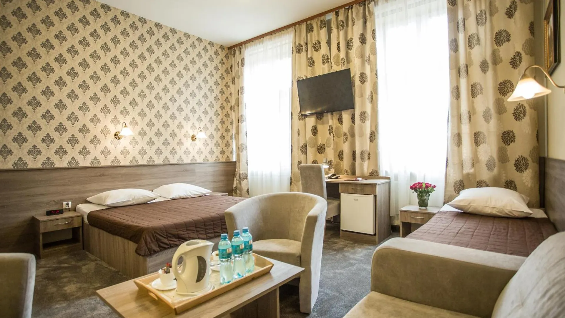 Hotel Maksymilian Krakow 3*,  Poland